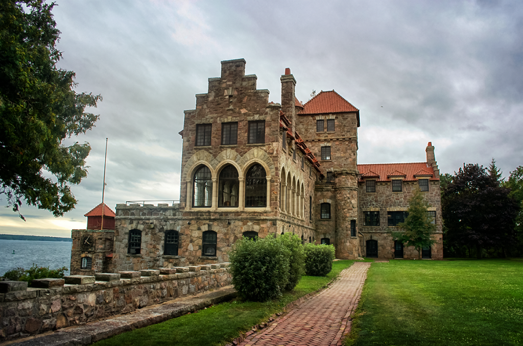 SingerCastle_Exterior6