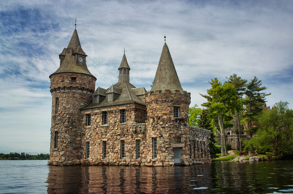 High waterline at the Boldt Castle Powerhouse